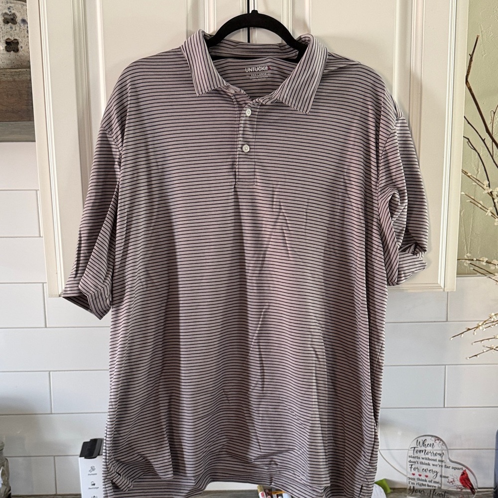 UNTUCKit Men's Polo Shirt - Black and White Stripes